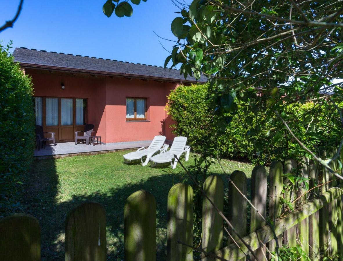 Apartamentos El Guindal 塔皮亚德卡萨列戈 外观 照片